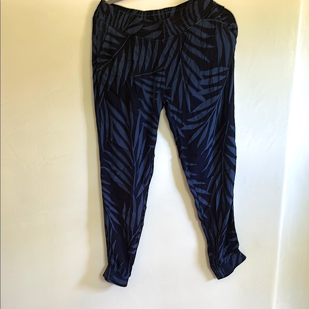 Monrow Dark Blue Leaf Pattern Joggers - image 1